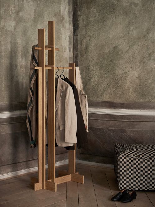 Hovedbilde Bridge Clothes Stand - Oiled Oak/ Ferm Living