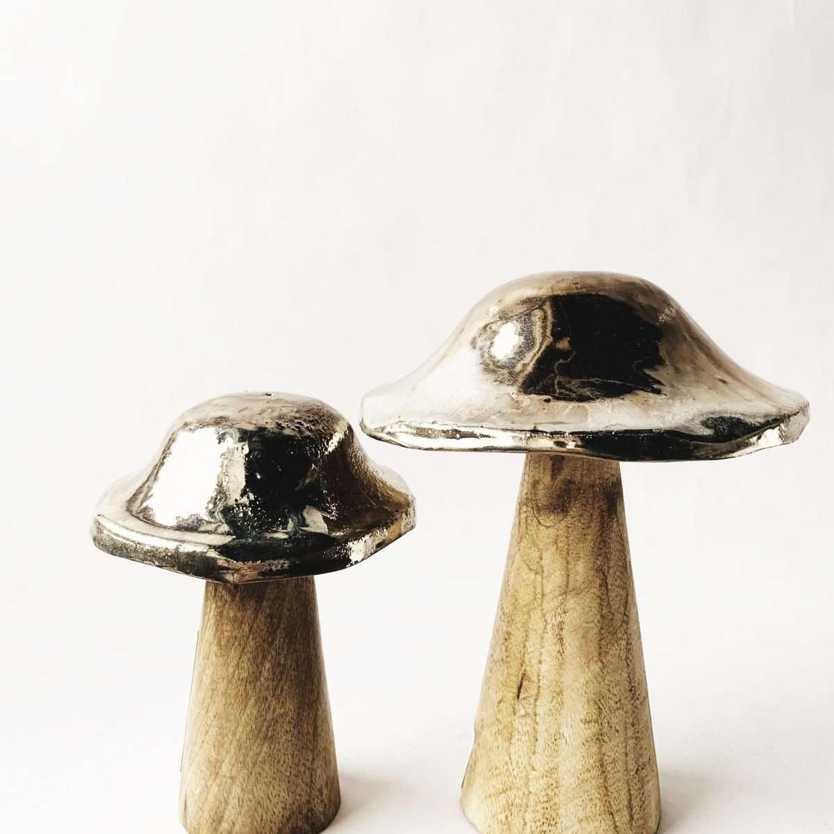 Tresopp med gylden hatt h 12cm. Trend Design