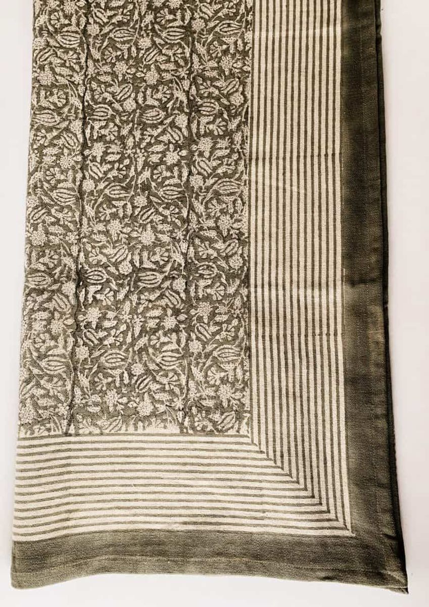 Duk m trykk 140×220cm grønn/ Trend